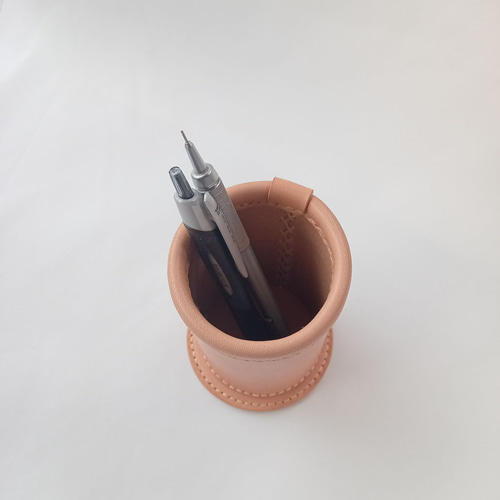 ヌメ革のペン立て 眼鏡スタンド 無染色 その他雑貨 TORI WORKS 通販