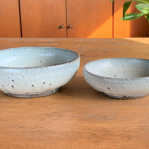 藁灰釉(わらばいゆう)六寸盛り鉢・白 陶器 お椀・ボウル・鉢 しもつけ