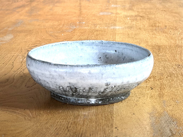 藁灰釉(わらばいゆう)六寸盛り鉢・白 陶器 お椀・ボウル・鉢 しもつけ