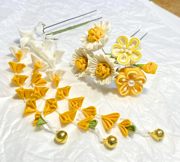 ✿つまみ細工簪@kanzashi flower 黄色系・花束（ミディアムサイズ飾り&さがりセット 3枚目の画像