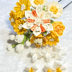 ✿つまみ細工簪@kanzashi flower 黄色系・花束（ミディアムサイズ飾り&さがりセット 1枚目の画像