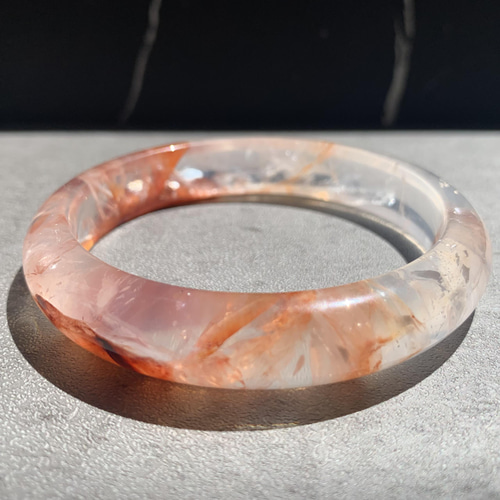 天然石 希少 高品質 ライモナイトインクォーツ 錦鯉水晶 金魚