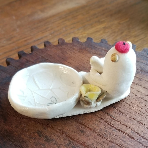 陶のクマさん（小鳥と）～小さな小さな小物入れ～ その他インテリア