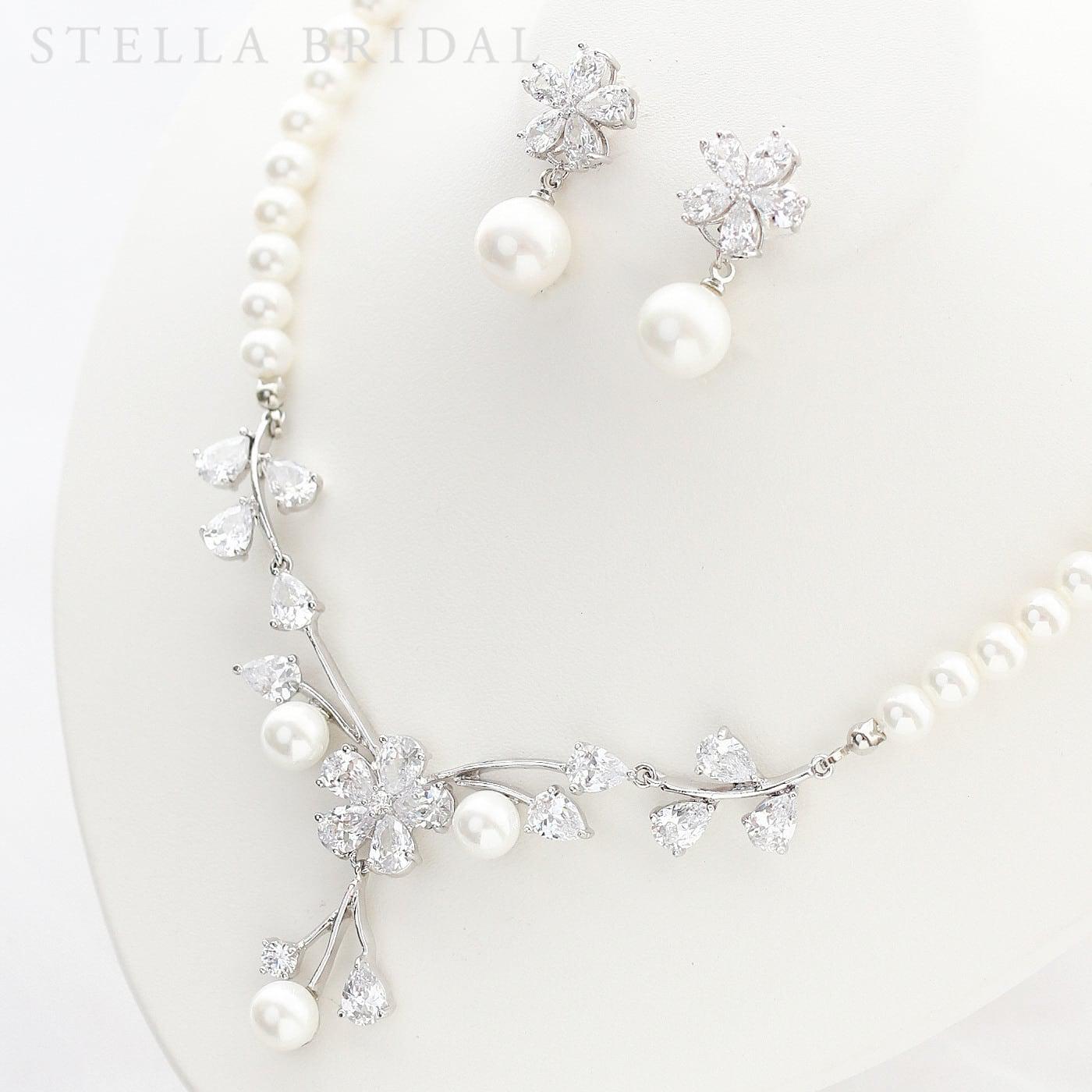 【受注生産品】キュービックジルコニア ウェディングジュエリーセット エッセンシャルフラワー II ペルル