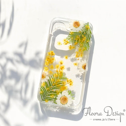 花語りの風 [ミモザ &ノースポール] ドライフラワー 押し花スマホケース  iPhone 16 15 14 13 14枚目の画像