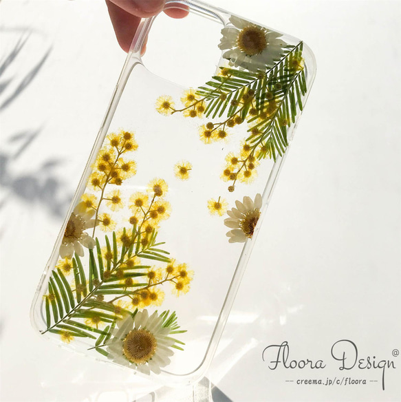 花語りの風 [ミモザ &ノースポール] ドライフラワー 押し花スマホケース  iPhone 16 15 14 13 4枚目の画像