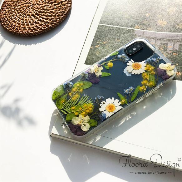 フレッシュな香りが漂う 押し花 お花 スマホケース iPhone14 13 12 11 Pro mini SE 8枚目の画像
