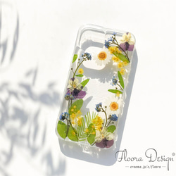 フレッシュな香りが漂う 押し花 お花 スマホケース iPhone14 13 12 11 Pro mini SE 2枚目の画像