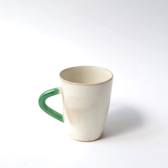 上品でおしゃれなマグカップ　コスモスマグカップ　陶器 5枚目の画像