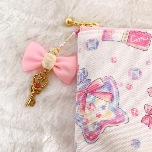 いラインアップ 乙女心くすぐるコスメ柄ポーチ ポーチ 💜🎀Pinky_Rose1117 バッグ
