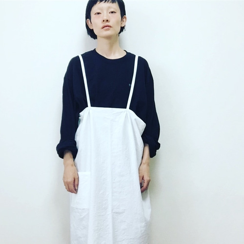 ハンドメイド　エプロン　真です。 REMAKE APRON ✂︎✂︎🧵🪡 こちらの新作エプロンは @biochedo