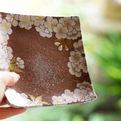 上品　かわいい　京焼　華やか　皿　縁起　桜　陶芸　京都　作家　西條淳子　　　　 1枚目の画像