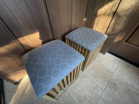 新春2023新色　格子天然木材収納スツール ミナペルホネン タンバリン　北欧　和室でも洋室でも！ ミナペルホネン 心を込めておつくりしています ご不明な点がございましたら