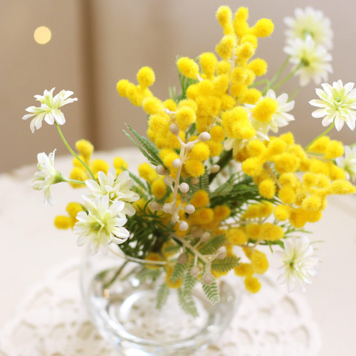 水替え不要!!「ミモザと小花」のガラス花瓶アレンジ「Creema限定