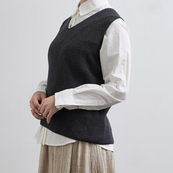 草木染め コットンコベスト チャコール 4枚目の画像