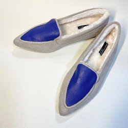 ♪輕量且溫暖♪ 尖頭雙色襯裡蟒蛇莫卡辛鞋（灰色×啞光海軍藍）23.5cm至25.0cm 第1張的照片