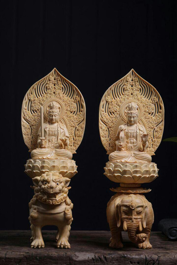供養品 文殊菩薩 普賢菩薩一式 職人手作り 木彫仏像 精密細工 仏教工芸