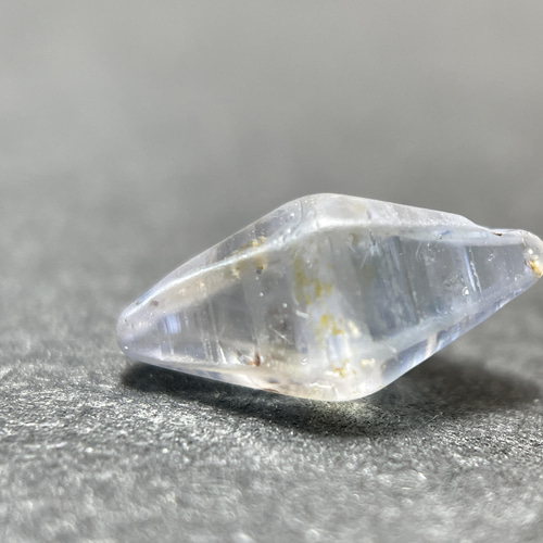 サファイアクリスタル サファイアコランダム0.96 カラット ガラス