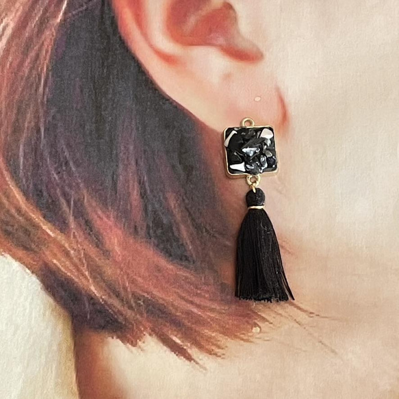 4pcs★square mosaic tassel・black（タッセルチャーム） 3枚目の画像