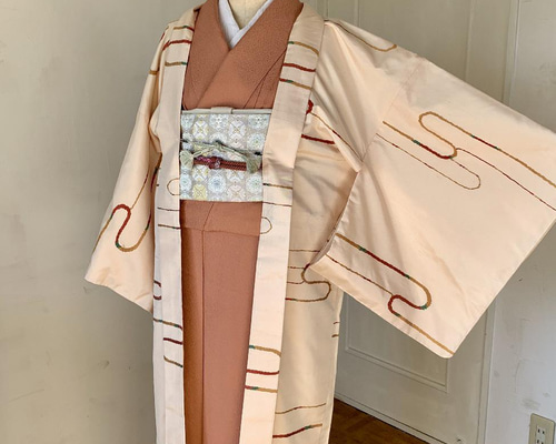 新品・未使用　長羽織 (正絹) 7b8f91b6b6426ae1a68b0c2a3f6e29