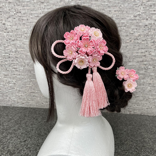 つまみ細工 桜の髪飾り pink *卒業式 *成人式 *七五三 *花嫁 つまみ細工 桜の髪飾り pink *卒業式 *成人式 *七五三 *花嫁