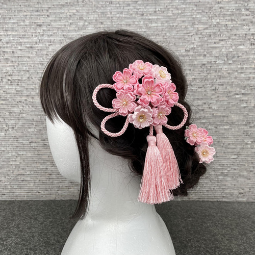 つまみ細工 桜の髪飾り pink *卒業式 *成人式 *七五三 *花嫁 つまみ細工 桜の髪飾り pink *卒業式 *成人式 *七五三 *花嫁