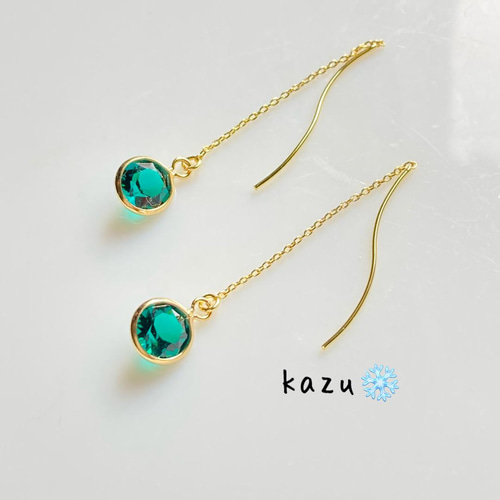 シンプルな短めアメリカンピアス（緑） ピアス（フック
