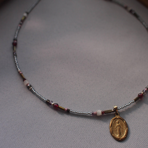 HORSESHOE GARNET(1月) NECKLACE(2JN1066)K10 ネックレス