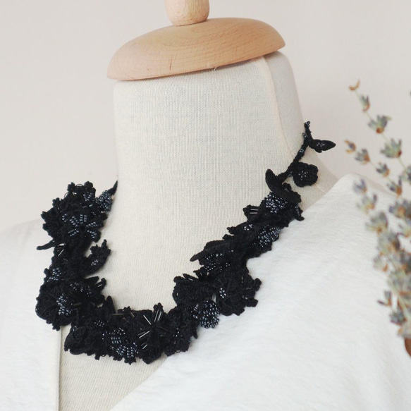 [Resale] OYA crochet necklace [BIJOU] Smoky Black 第4張的照片