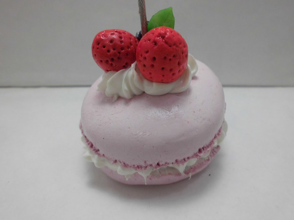 紙粘土とホイップでイチゴのマカロン　メモクリップ 人気・おすすめ｜省スペース設計・旅行向けにおすすめ お得商品 プライバシー配送 国内発送・安心販売体制