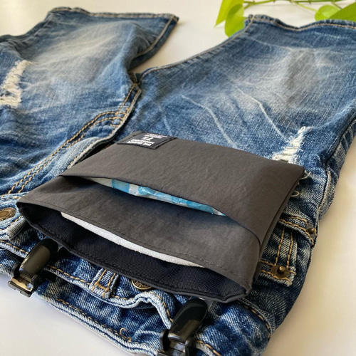 特集掲載》軽い ☆ 撥水 ☆ カッコいい ☆ フタなし マチなし シンプル