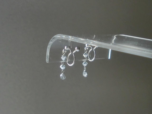 迷你水晶流蘇耳環（穿孔耳環）：透明銀 第2張的照片