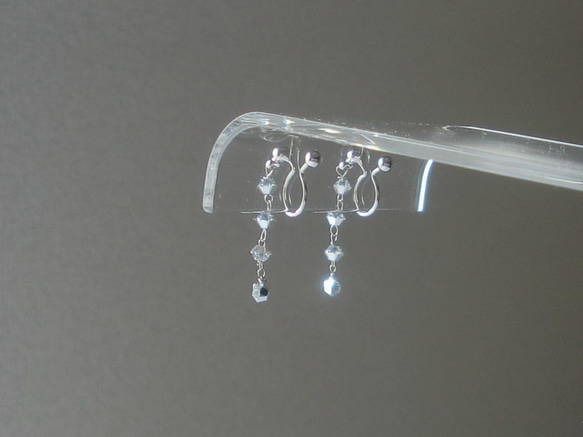 水晶流蘇耳環（穿孔耳環）：透明銀 第2張的照片