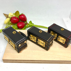 革細工　トランペットケース　miniature trunk. 3枚目の画像