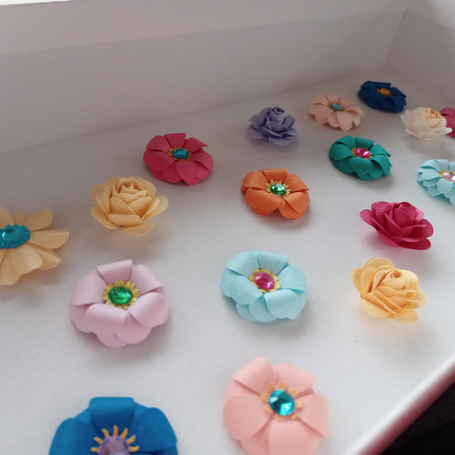 ペーパーフラワー詰め合わせ 40個 リーフ40個80個 クラフトパンチ 薔薇