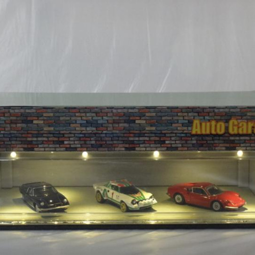 ミニカー観賞用ガレージ ジオラマ：1/64（トミカサイズ）ガレージ