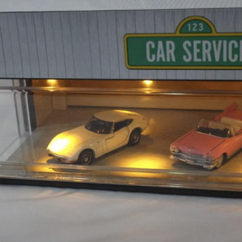 ミニカー観賞用ガレージ ジオラマ：1/64（トミカサイズ