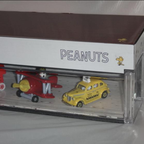 ミニカー観賞用ガレージ ジオラマ:1/64(トミカサイズ ミニカー観賞用ガレージ ジオラマ:1/64(トミカサイズ