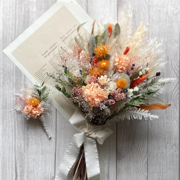 パンパスグラスと小花いっぱいのナチュラルブーケ　 1枚目の画像