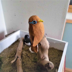 張り子の小鳥　見返りガビチョウ（1羽） 1枚目の画像