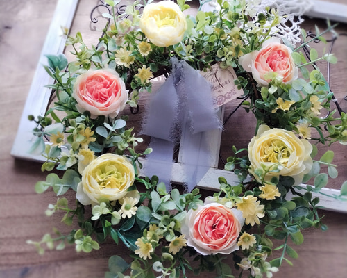 アートフラワー くい込み インテリアグリーン ラナンキュラスのリース  