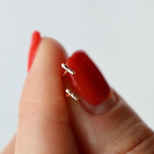 ぷっくりいちごピアス⟡.· 16G］ ちびちび サイズのさくらんぼ cherryストレート 軟骨