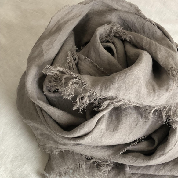 大判　ベルギーリネンストール　グレーベージュ　200×115 長さ延長可 2枚目の画像