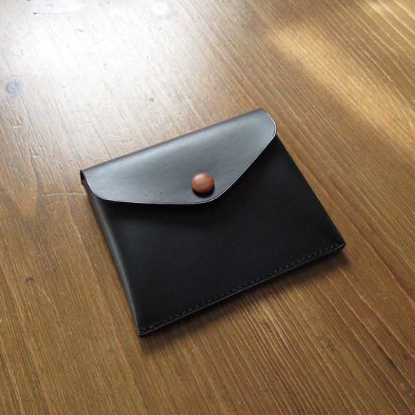 1枚革で作ったミニ財布　ミニマム財布　手のひらサイズ　コンパクト財布　ブッテーロ　キャッシュレス　薄型　極薄　革財布 9枚目の画像
