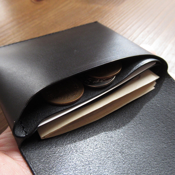 1枚革で作ったミニ財布　ミニマム財布　手のひらサイズ　コンパクト財布　ブッテーロ　キャッシュレス　薄型　極薄　革財布 3枚目の画像