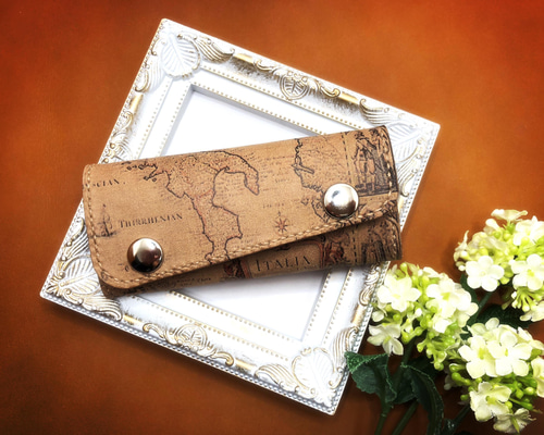 地図柄ヌメ革の4連キーケース キーケース mizuki 通販 13217204