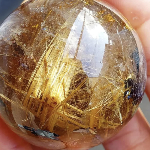 天然石ルチルクォーツのスフィア　丸玉　置物NO.050505 タイチンルチルクォーツ スフィア 丸玉 50mm 天然石 その他置物