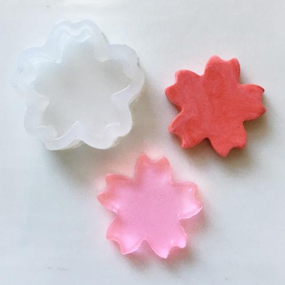 UV-LEDレジン液使用可！桜型シリコンモールド・さくら型・レジン製作・クレイクラフト・粘土に！／型番244－M 3枚目の画像