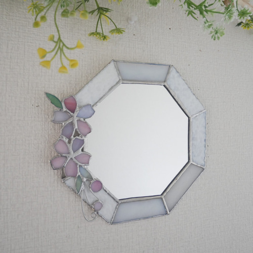 ✴︎:.白ベースの桜の八角形鏡♪ (19.5size/Max21) ドレッサー・ミラー