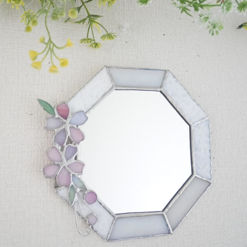 ✴︎:.白ベースの桜の八角形鏡♪ (19.5size/Max21) ドレッサー・ミラー